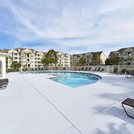 Resort Condo With All Amenities Needed-Cane Island